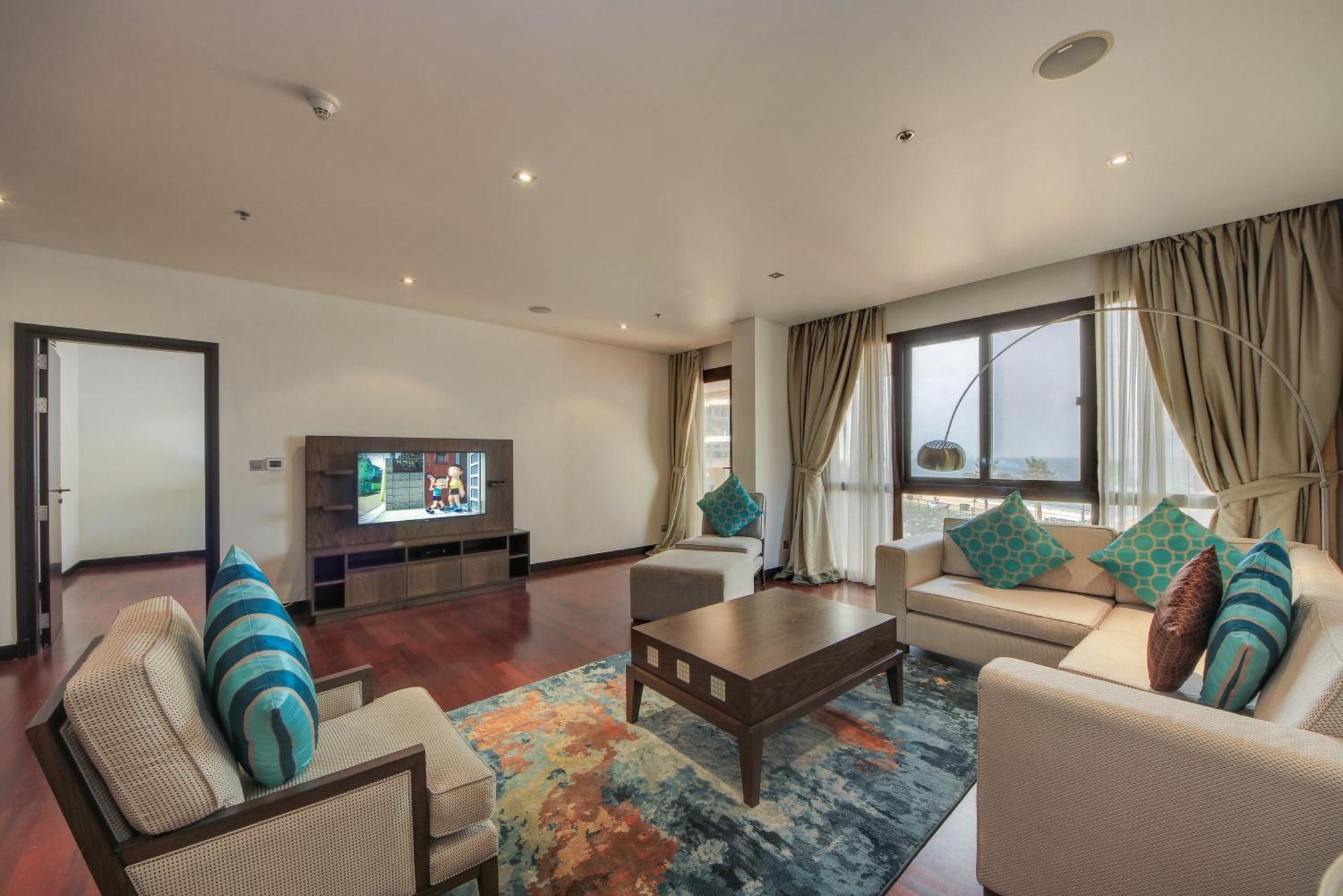 Luxe Getaways Royal Amwaj Palm Jumeirah Resort Apartment Holiday Home Dubai Bilik gambar